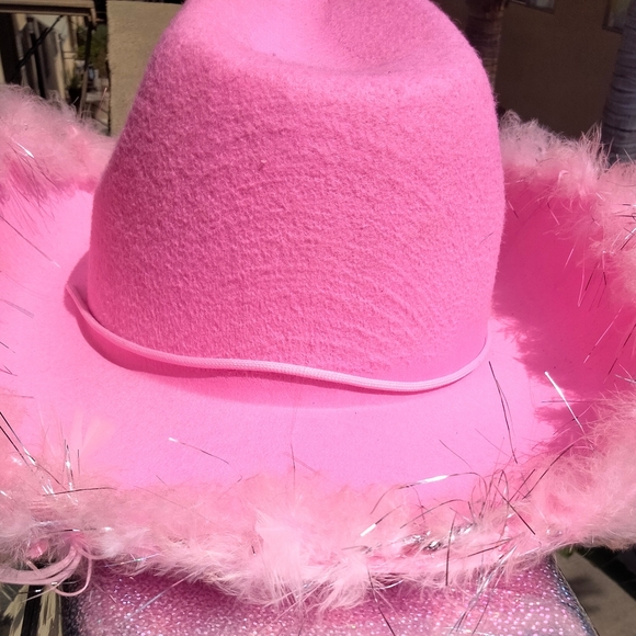 Light up LED Cowgirl party hat/ bandana/ heart shaped glasses set - Picture 7 of 11